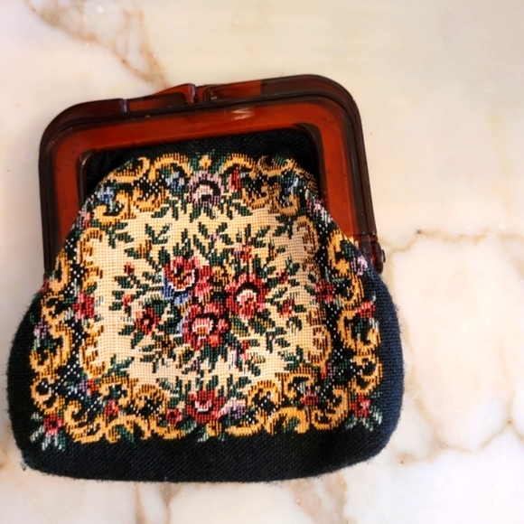 Tapestry coin purse - Picture 2 of 4